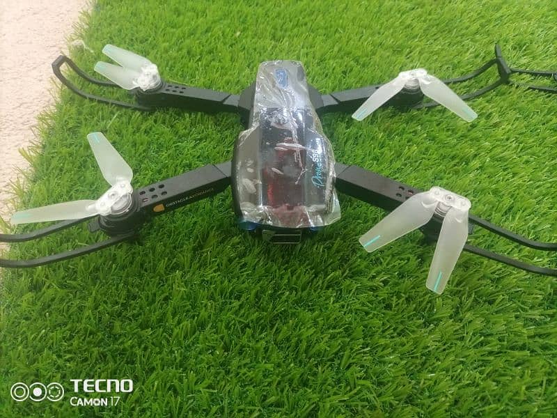 drone S98 camera for sale DC available only Karachi 16