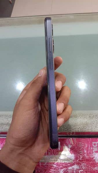 INFINIX HOT 30 PLAY 4