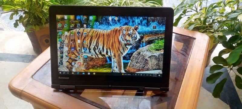 Lenovo Yoga Touch Screen Laptop i5 4th Generation. 4