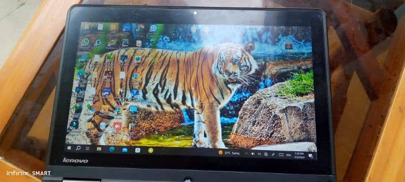 Lenovo Yoga Touch Screen Laptop i5 4th Generation. 8