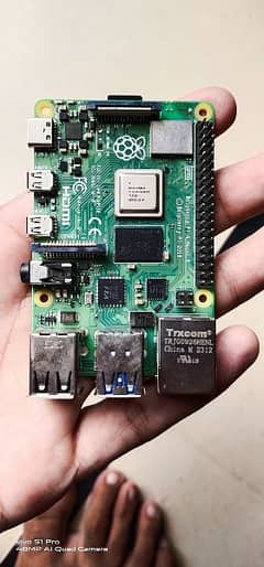 Raspberry Pi 4 (model B) 0
