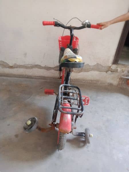 cycle اچھی کنڈیشن میں موجود ہے 1