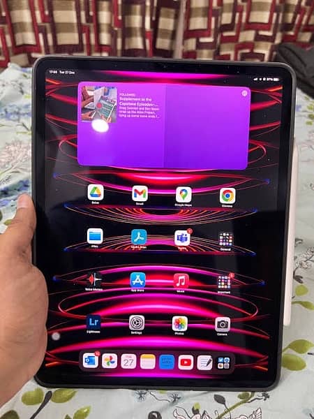 iPad pro 12.9 M2 6th generation 1