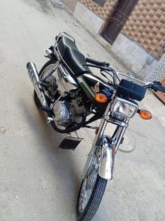 Honda 125 good condition 10 by 10