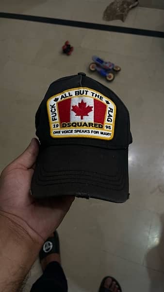 Dsquared2   cap… 0