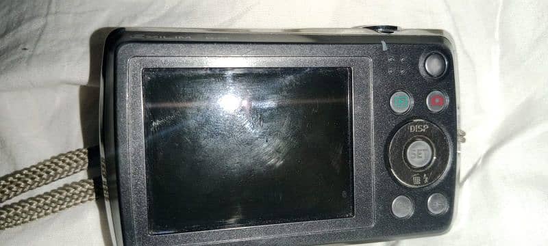 digital camera with charger for sale 1
