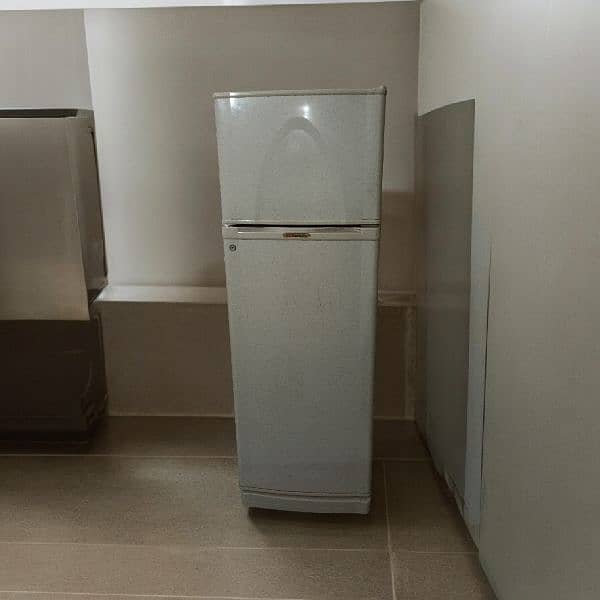 Dawlance Fridge (Refrigerator) 0