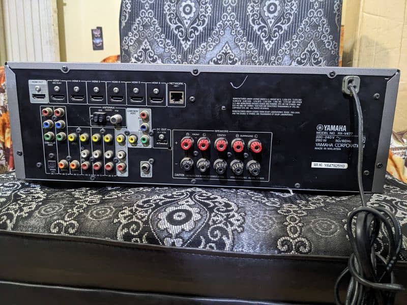 Yamaha amplifier 5