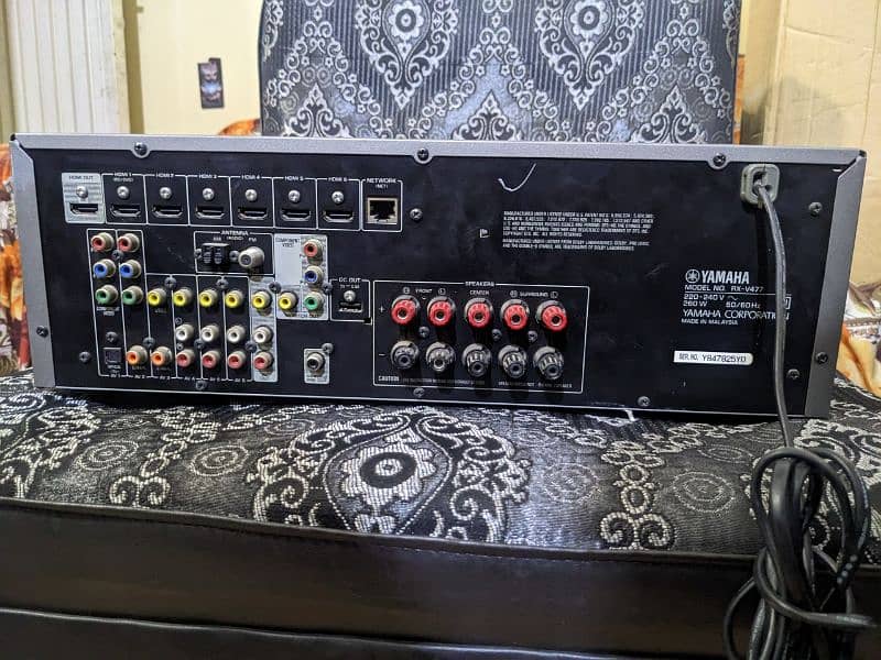 Yamaha amplifier 6