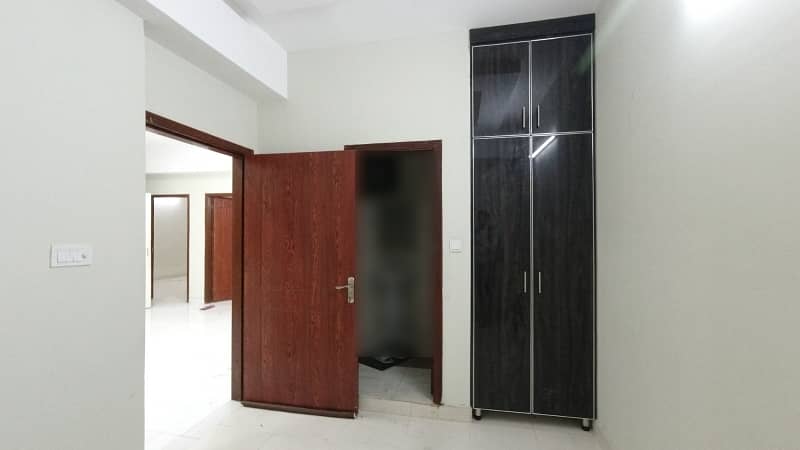 1050 Square Feet Flat In Capital Square For sale At Good Location 1
