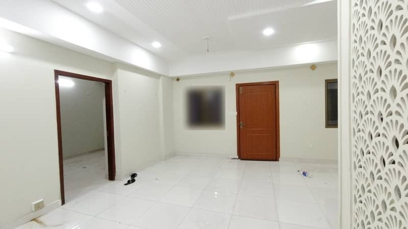 1050 Square Feet Flat In Capital Square For sale At Good Location 3