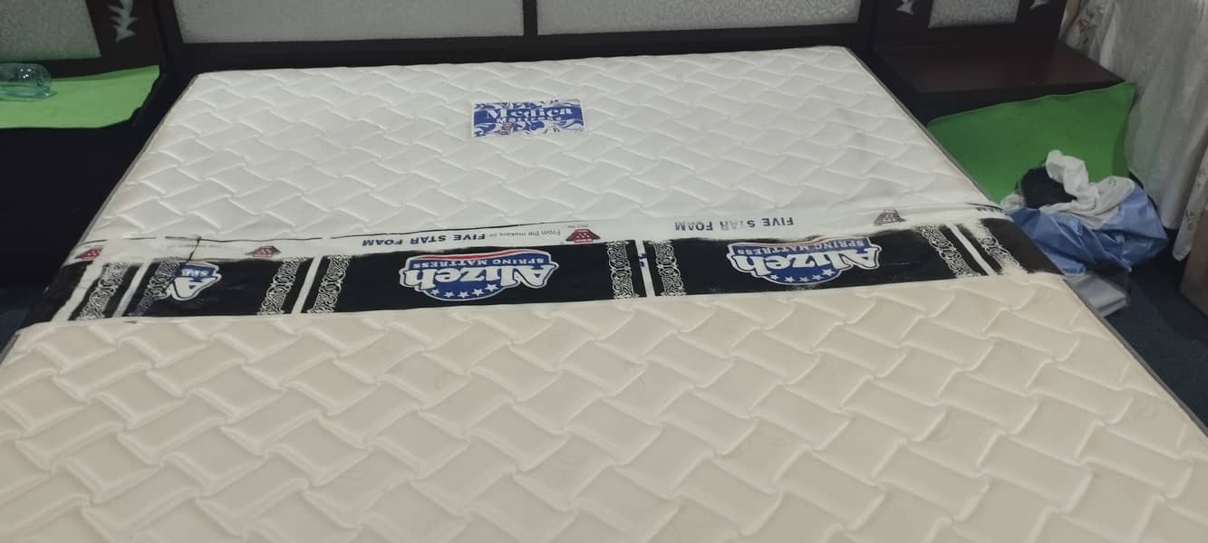 king size Comfortable and  neat and clean medicated mattress 2