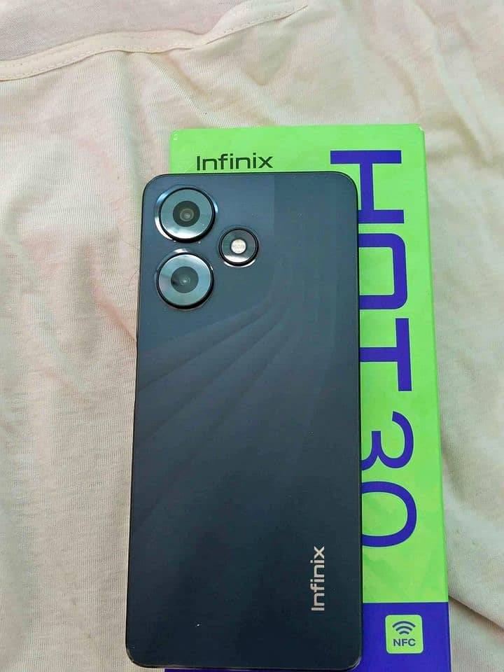 INFINIX HOT 30 8+8 128GB WITH BOX AND CHAGER 5