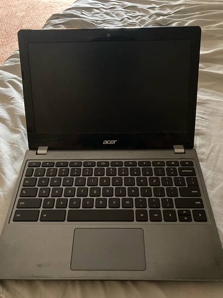 ACER Laptop 4 Gb 128gb SSD 1
