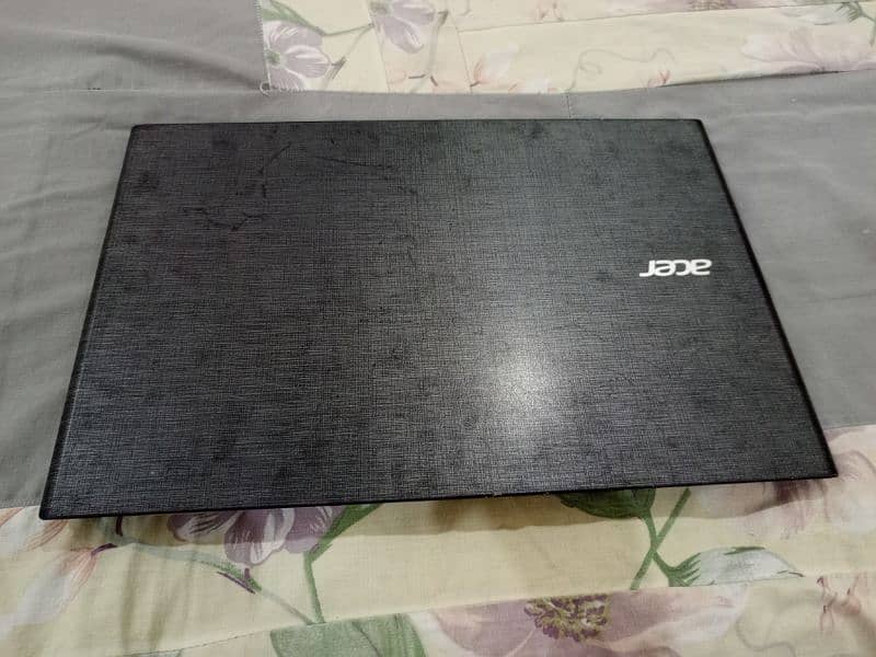 Acer Laptop Core i7 6th Generation 2Gb Graphic Card Installed 1TB ROM 4