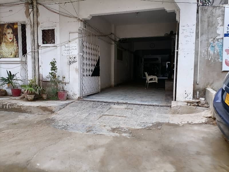 Looking For A Prime Location Flat In Gulshan-e-Iqbal - Block 13-D2 Karachi 16