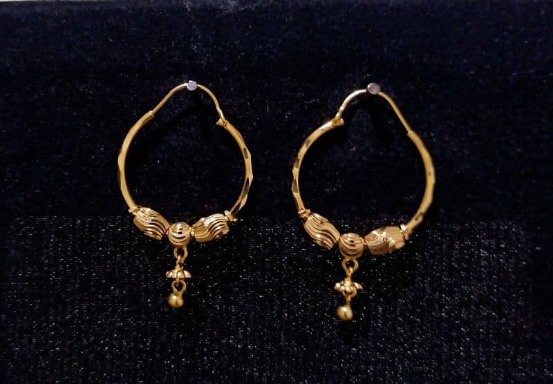 Gold Earrings 0