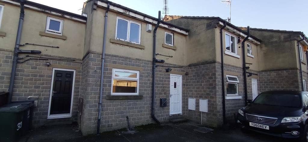 3 Bed House For Sale in Bradford,UK 0