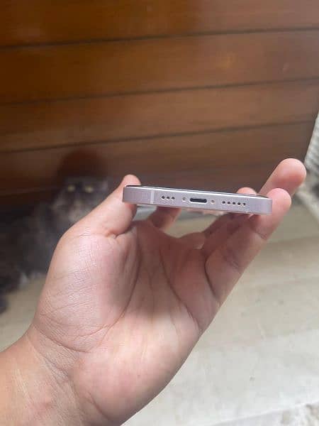 iPhone 13 128GB officially PTA approved 1