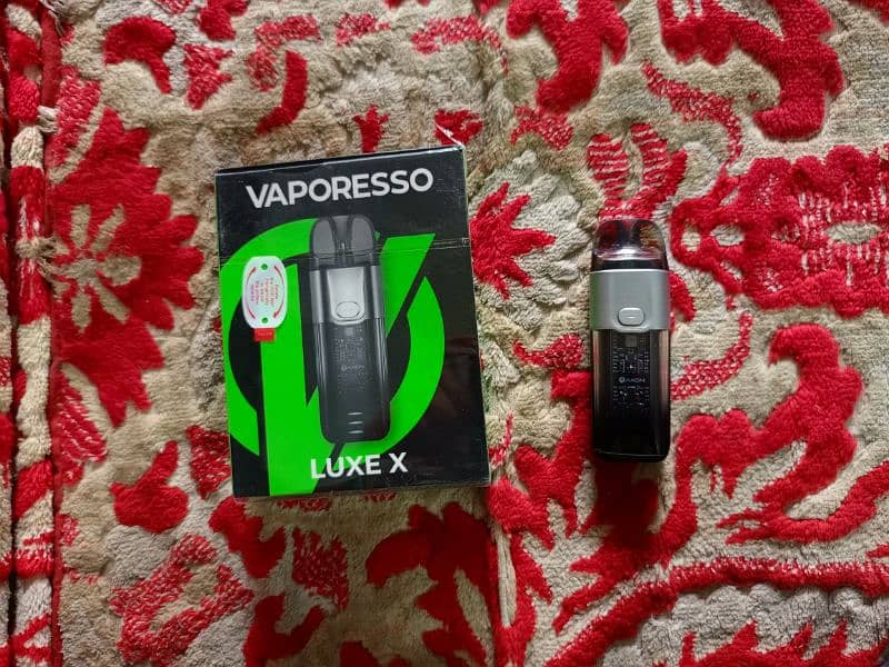 Vaporesso Lux X brand new condition extra sheet lage ha upar 9