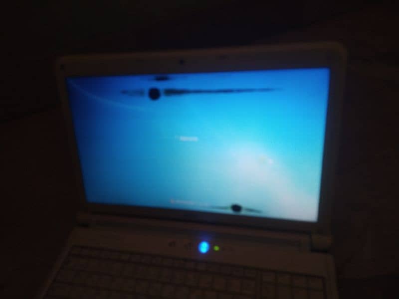 fujistu laptop i3 2nd generation 3