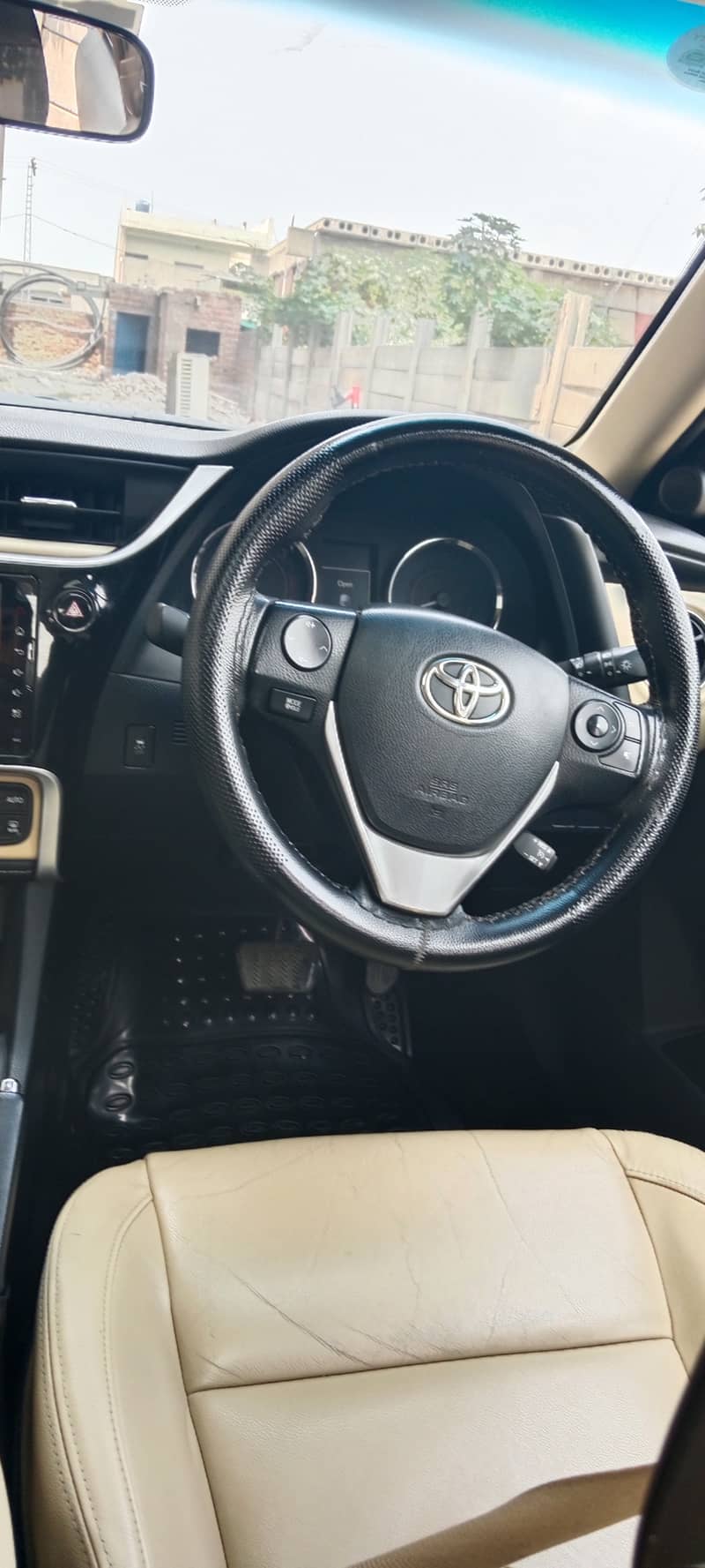 Toyota Corolla Altis Grande 1.8 CVT-i 7