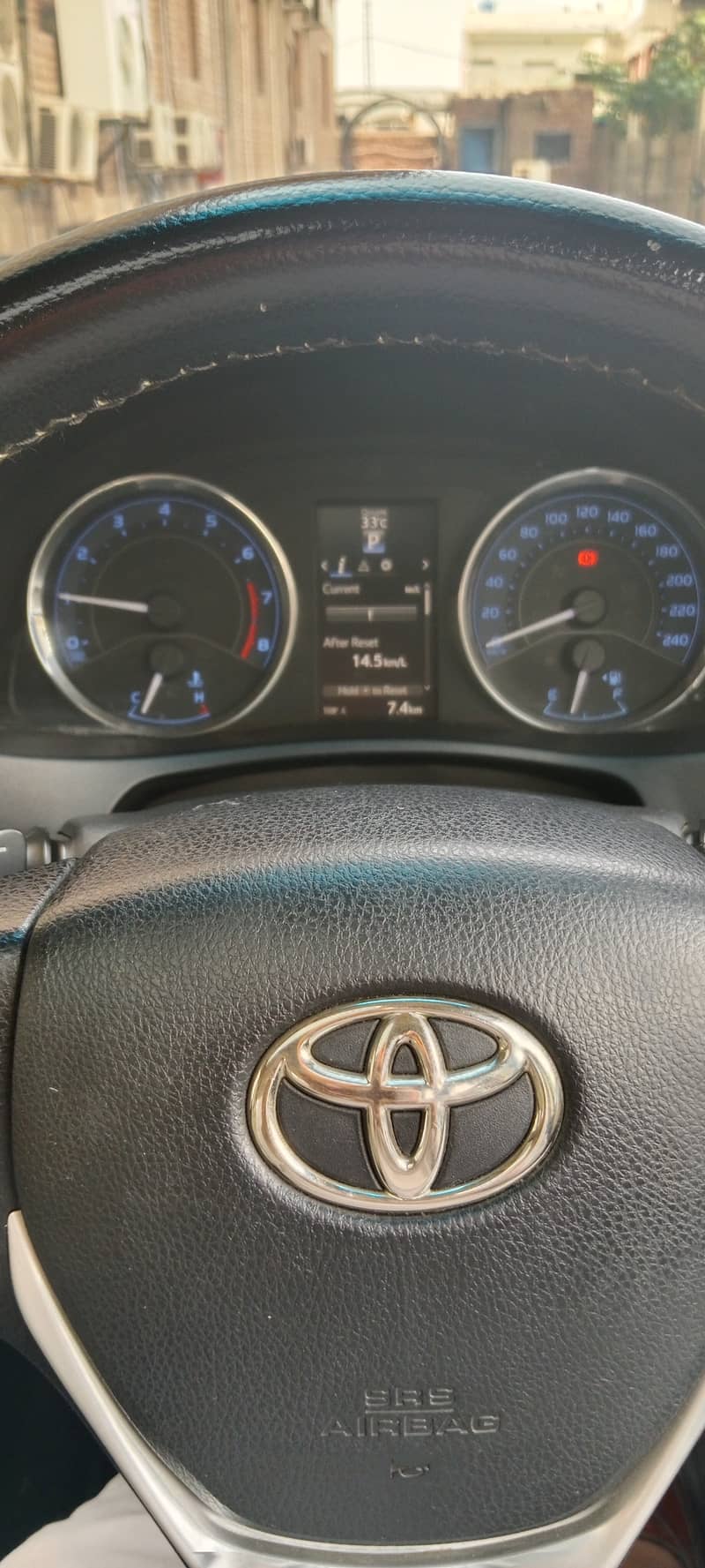 Toyota Corolla Altis Grande 1.8 CVT-i 9