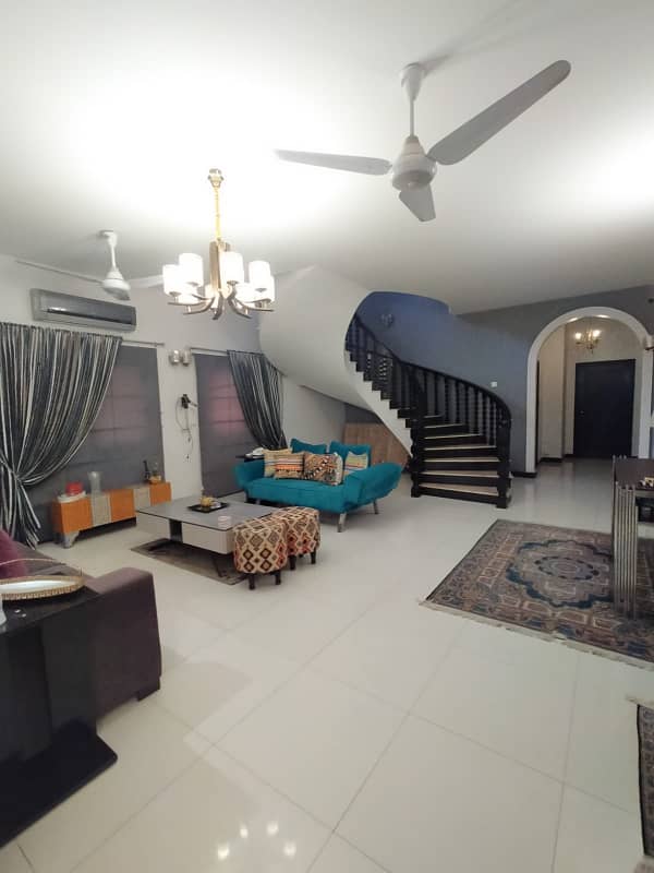 FULLY FURNISHED PORTION FOR RENT 6