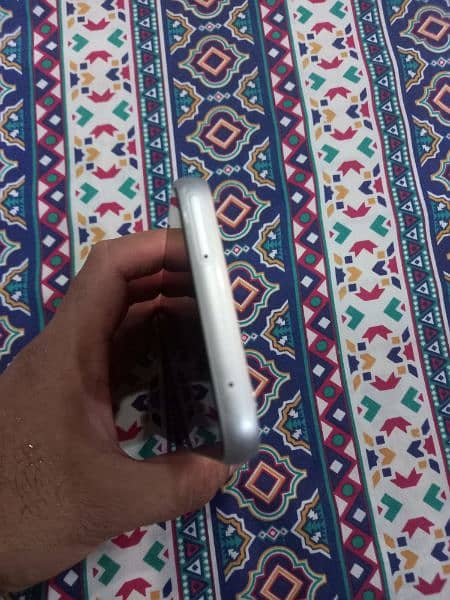 Samsung Galaxy A54 8gb 256gb in white 10 by 10 4