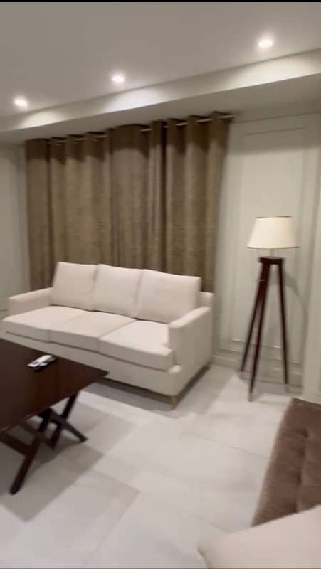 Fully Furnished Luxury Apartment In Gulberg 1