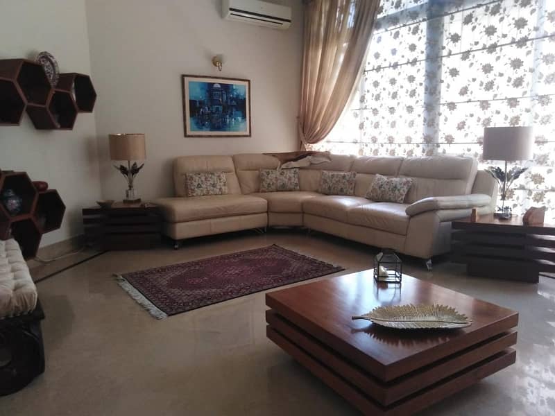 Excellent house for rent in phase 7 4