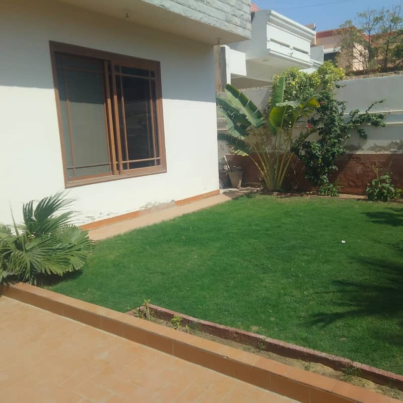 Excellent Bungalow For Sale In Phase 5 7