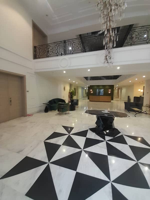 luxury apartment For zafar Ali Road 7