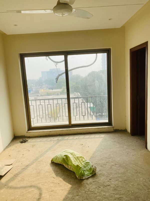 Luxurious 2 Bedroom Residential Apartment For Sale In Gulberg - Executive Living At Its Finest 2
