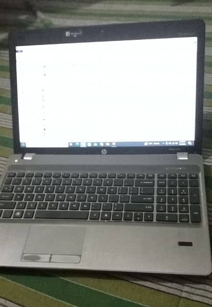 hp laptop for sale . . urgent sale krna hai. . . 3