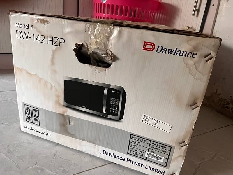 Dawlance microwave oven DW-142 HZP 2