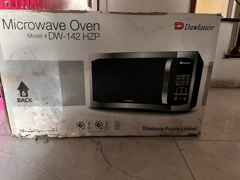 Dawlance microwave oven DW-142 HZP 3