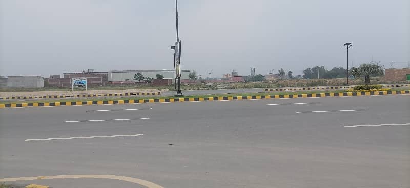 Own A Prime Location Residential Plot In 5 Marla Gujranwala 1