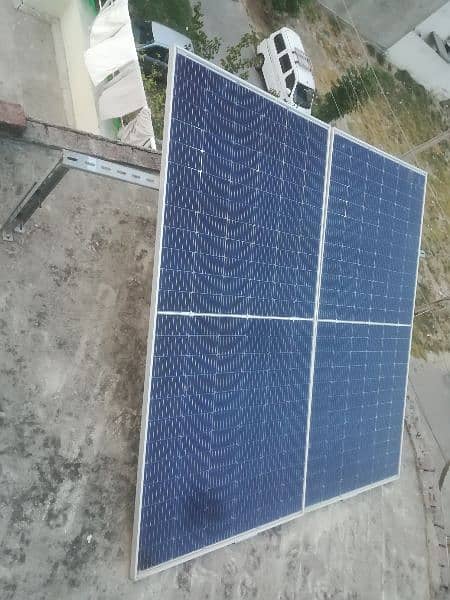 Solar panel, MPPT charge control, system 5