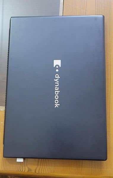 Toshiba dynabook Tecra
Core i7 8th Generation
16GB Ram
256SSD 1