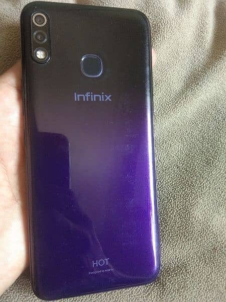 Infinix hot 8 lite 1