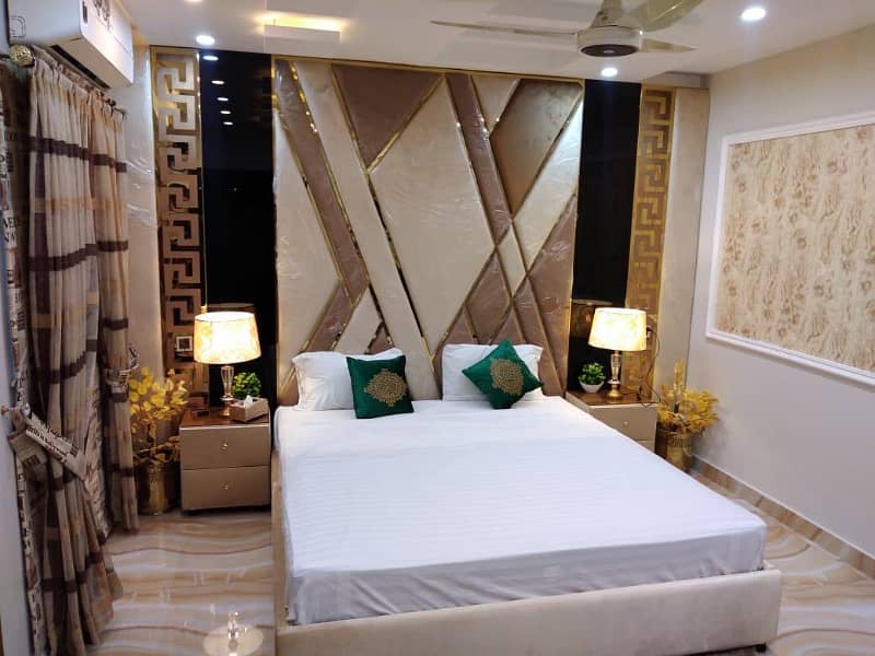 One bedroom VIP apartment for rent short time(2to3hrs) in bahria town 0