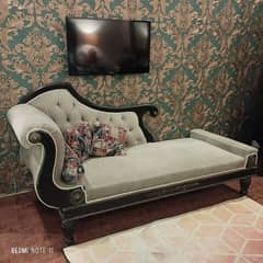 Dewan Sofa