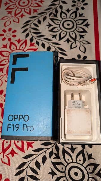 oppo f19 pro with box and charger 10by9 condition 9