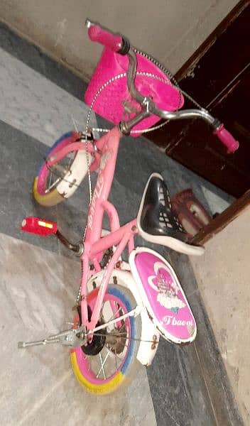 Cycle for sale 3 to 6 years age 3
