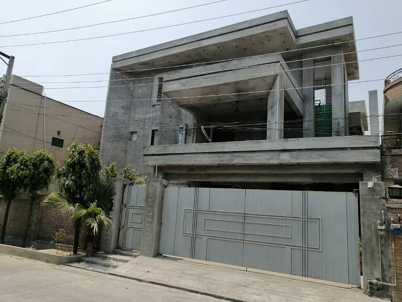 19 Marla House Available For Sale In M. A Johar Town Lahore. 3