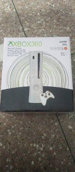 XBOX 360 IN NEW CONDITION WITH 2 WIRELESS CONTROLLER 0