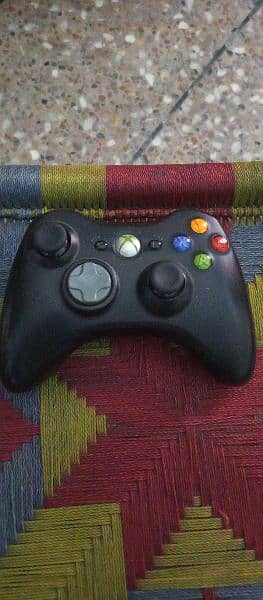 XBOX 360 IN NEW CONDITION WITH 2 WIRELESS CONTROLLER 15