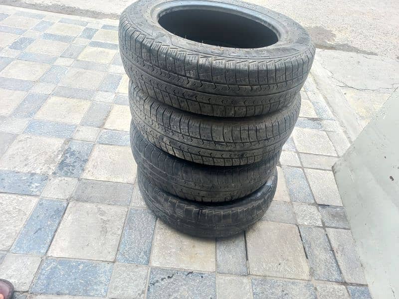 Kia picanto used16000 tyres 165/65/14 5