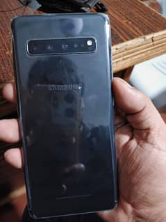 samsung S10 5g (8gb & 256gb)